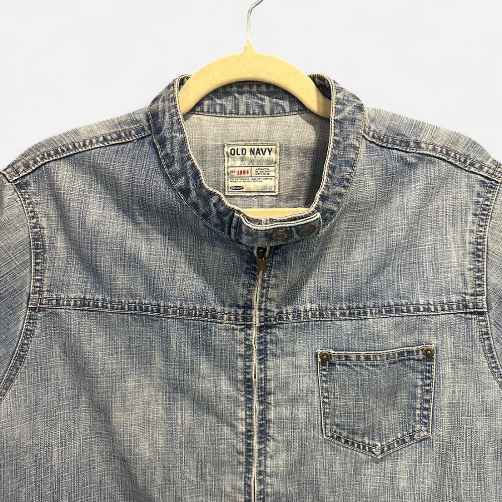 Vintage Old Navy 90s Minimalist French Chic Zip Up Denim Jacket - Picture 6 of 8